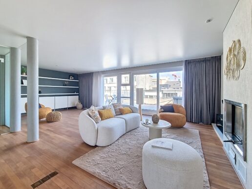 Oostende, Vlaanderenstraat 76, 8steV (0)