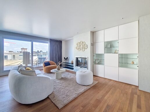 Oostende, Vlaanderenstraat 76, 8steV (1)
